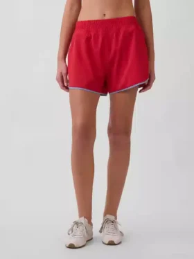 GapFit Tech Laufshorts mit hoher Leibhöhe