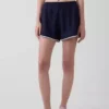 GapFit Tech Laufshorts mit hoher Leibhöhe