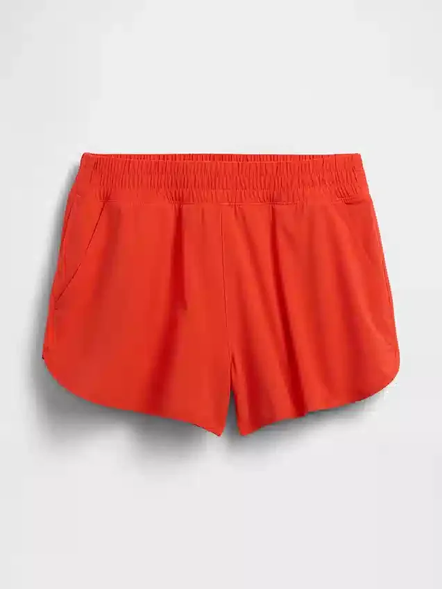 GapFit Tech Laufshorts mit hoher Leibhöhe