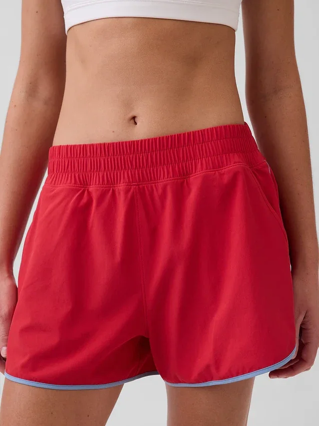 GapFit Tech Laufshorts mit hoher Leibhöhe