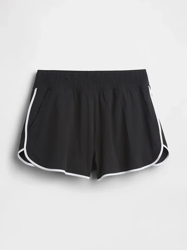 GapFit Tech Laufshorts mit hoher Leibhöhe