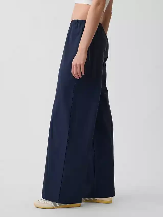 GapFit Tech Low Rise Relaxed Easy Hose