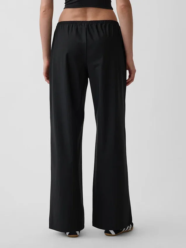 GapFit Tech Low Rise Relaxed Easy Hose