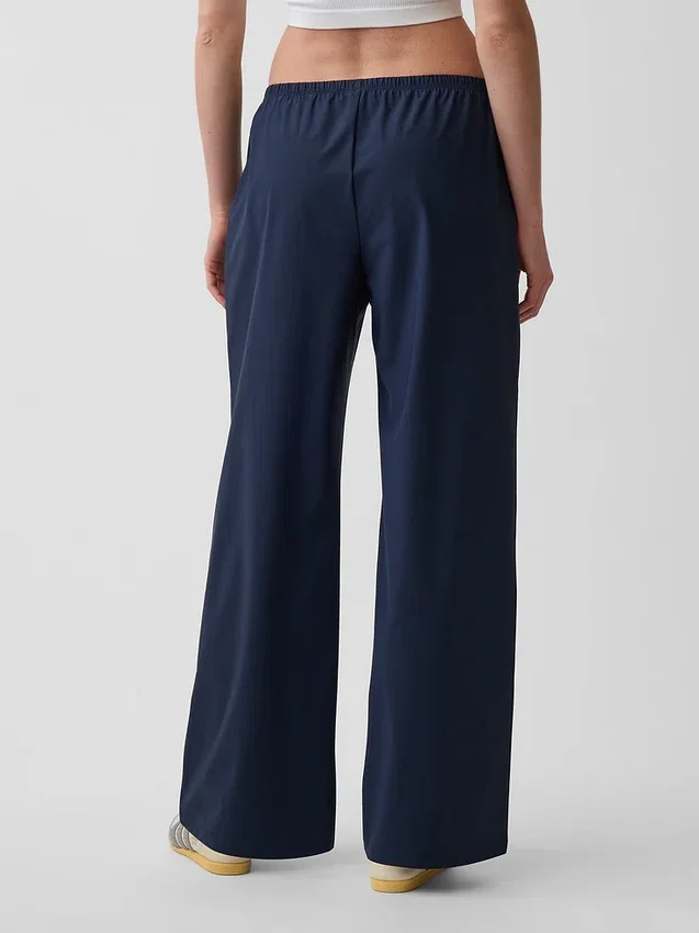 GapFit Tech Low Rise Relaxed Easy Hose