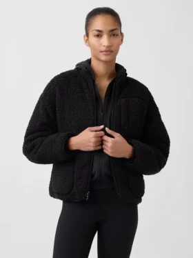 GapFit Wendejacke aus Sherpa