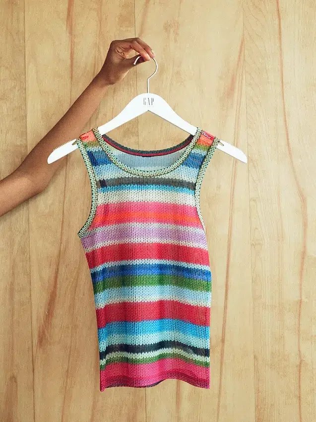 Gapstudio „Happy Stripe“ – Transparentes Tanktop