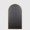 Gathre gewölbte Kreidetafel