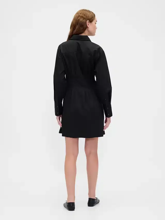 Gefaltetes Mini-Hemdkleid
