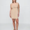 Gerafftes Kleid mit Knopfleiste