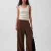 Geripptes Tanktop mit U-Ausschnitt
