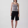 Geripptes Tanktop mit U-Ausschnitt