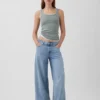 Geripptes Tanktop mit U-Ausschnitt