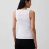 Geripptes Tanktop mit U-Ausschnitt