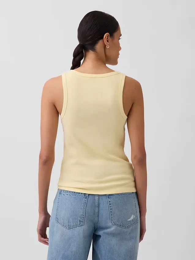 Geripptes Tanktop mit U-Ausschnitt