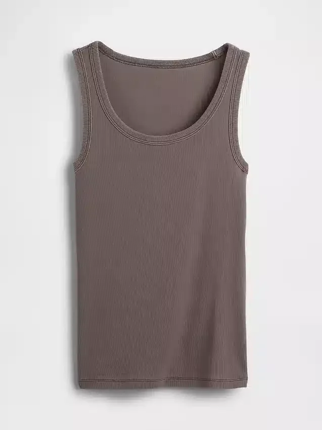 Geripptes Tanktop mit U-Ausschnitt