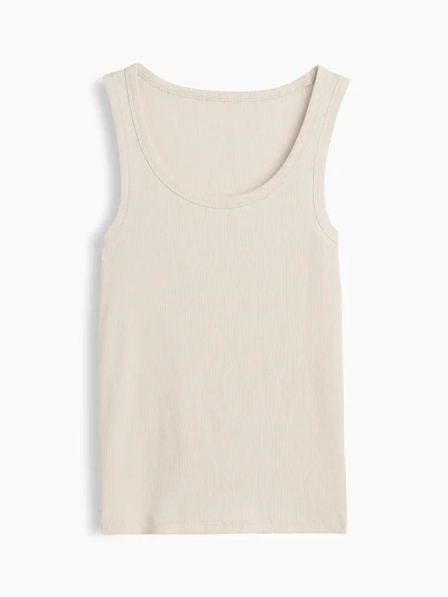 Geripptes Tanktop mit U-Ausschnitt