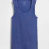 Geripptes Tanktop mit U-Ausschnitt