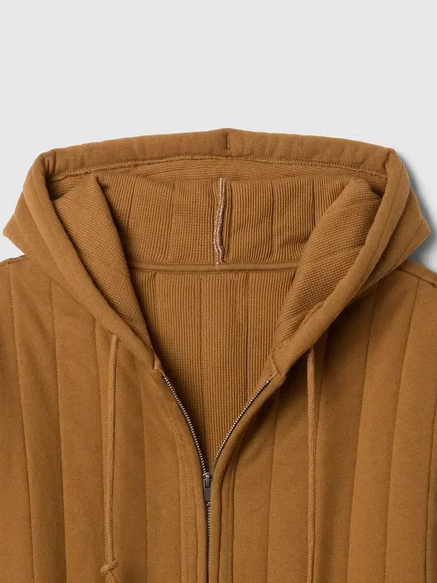 Gesteppter Kapuzenpullover mit Reißverschluss und Waffelpiqué-Futter
