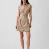 Gestreiftes Popeline-Minishirtkleid mit tailliertem Schnitt