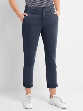 Girlfriend-Khakihose mit Twill-Streifen