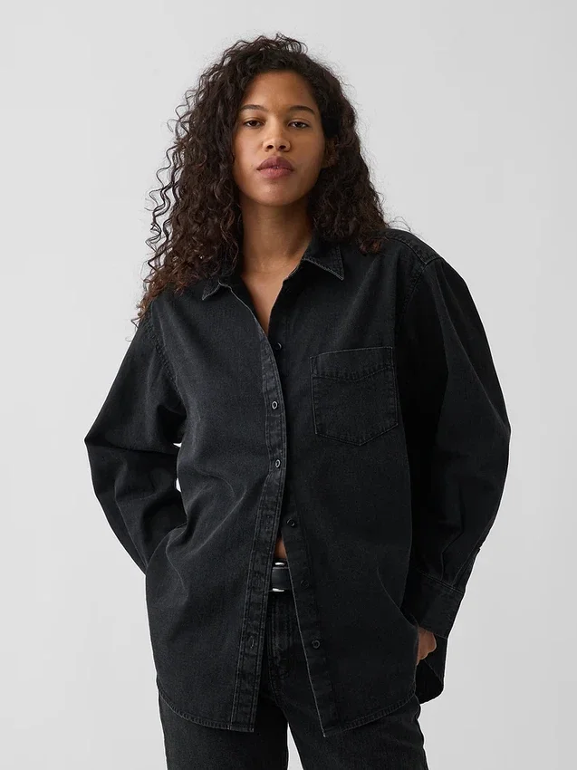 Großes Denim-Hemd