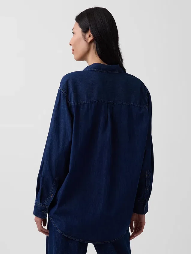 Großes Denim-Hemd