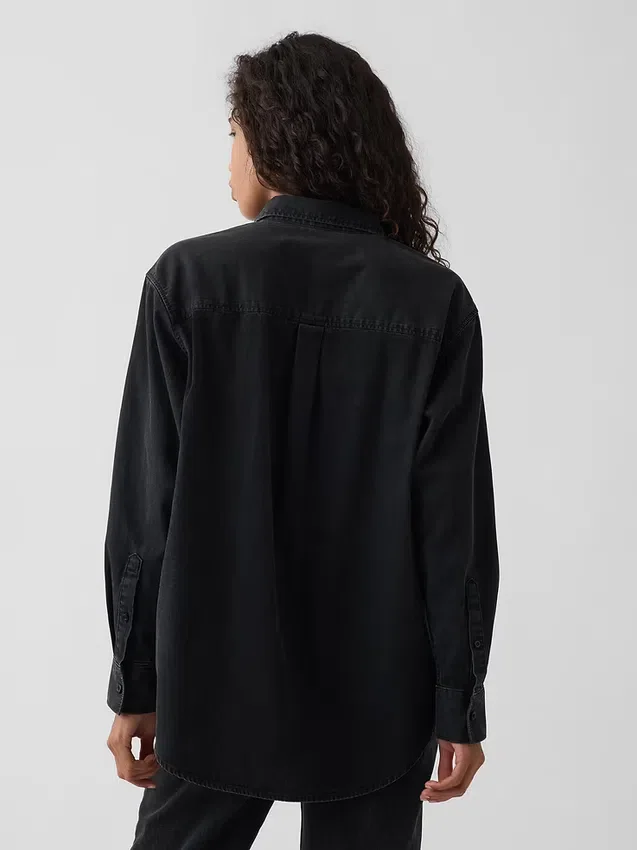 Großes Denim-Hemd