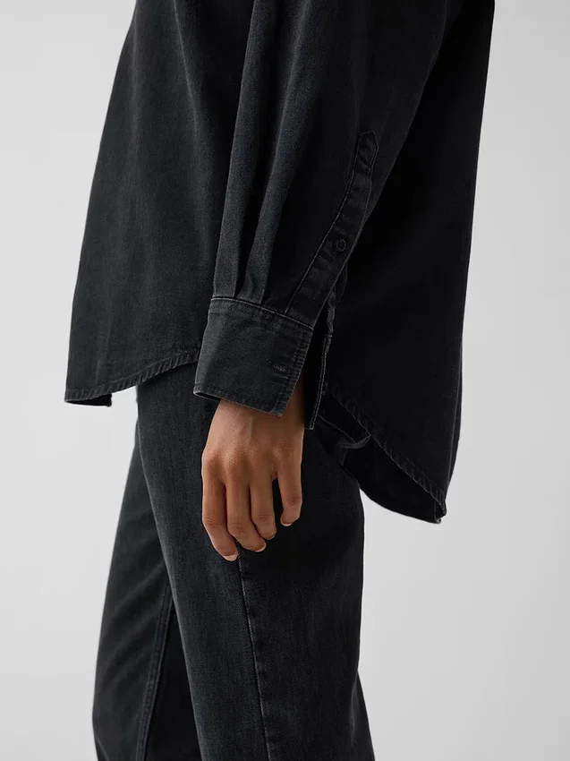 Großes Denim-Hemd