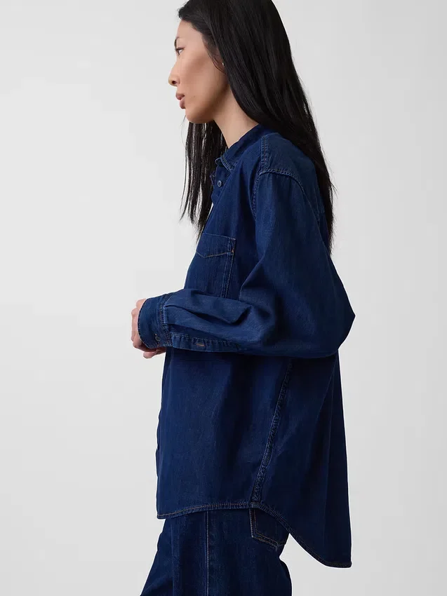 Großes Denim-Hemd