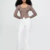 High-Rise-Flare-Jeans im 70er-Jahre-Stil