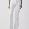 High-Rise-Flare-Jeans im 70er-Jahre-Stil