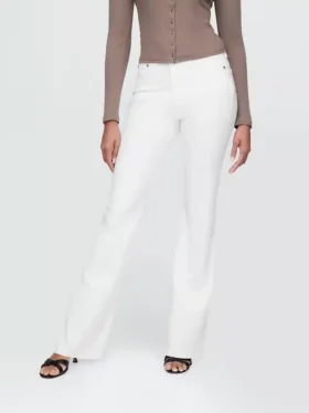 High-Rise-Flare-Jeans im 70er-Jahre-Stil