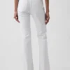 High-Rise-Flare-Jeans im 70er-Jahre-Stil