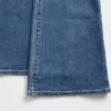High-Rise-Flare-Jeans im 70er-Jahre-Stil