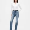 High-Rise-Jeans im 90er-Jahre-Stil mit schmalem, geradem Schnitt