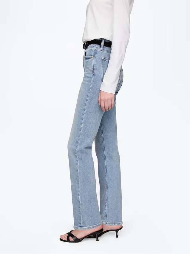 High-Rise-Jeans im 90er-Jahre-Stil mit schmalem, geradem Schnitt