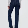 High-Rise-Jeans im 90er-Jahre-Stil mit schmalem, geradem Schnitt