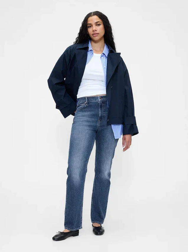 High-Rise-Jeans im 90er-Jahre-Stil mit schmalem, geradem Schnitt