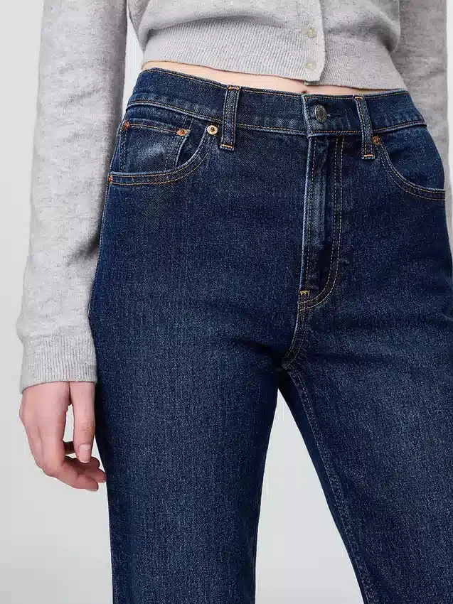 High-Rise-Jeans im 90er-Jahre-Stil mit schmalem, geradem Schnitt