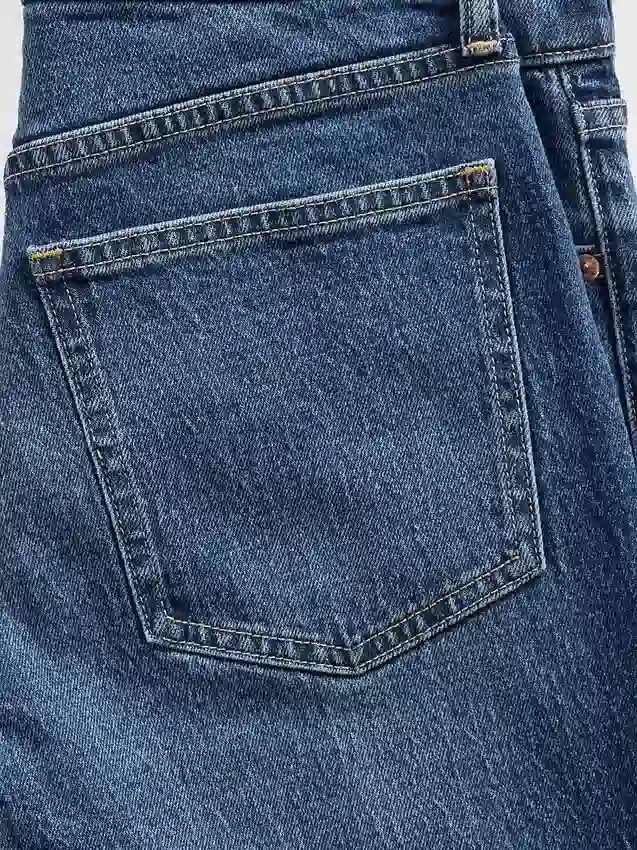 High-Rise-Jeans im 90er-Jahre-Stil mit schmalem, geradem Schnitt