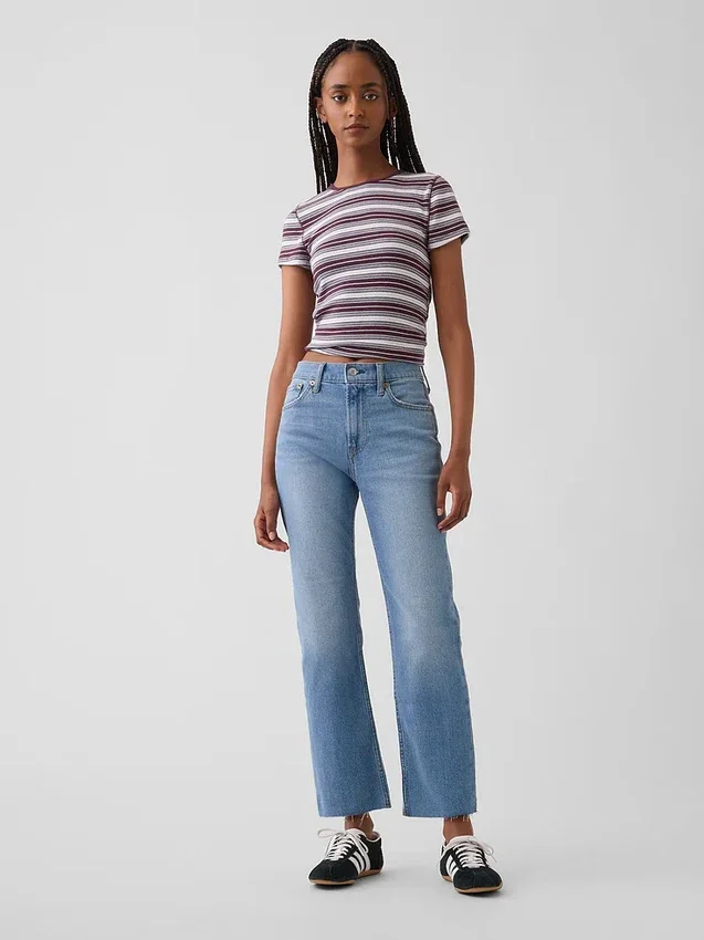 High-Rise-Jeans im 90er-Jahre-Stil, schmal geschnitten, gerade Beinschnitt, verkürzt