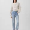 High-Rise-Jeans im 90er-Jahre-Stil, schmal geschnitten, gerade Beinschnitt, verkürzt