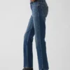 High-Rise-Jeans im 90er-Jahre-Stil, schmal geschnitten, gerade Beinschnitt, verkürzt