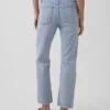 High-Rise-Jeans im 90er-Jahre-Stil, schmal geschnitten, gerade Beinschnitt, verkürzt