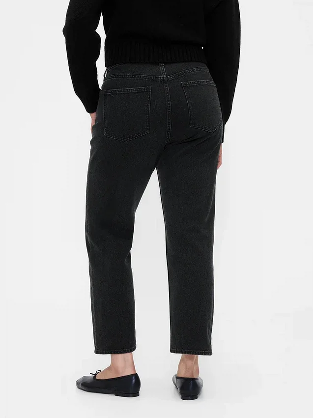 High-Rise-Jeans im 90er-Jahre-Stil, schmal geschnitten, gerade Beinschnitt, verkürzt