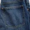 High-Rise-Jeans im 90er-Jahre-Stil, schmal geschnitten, gerade Beinschnitt, verkürzt