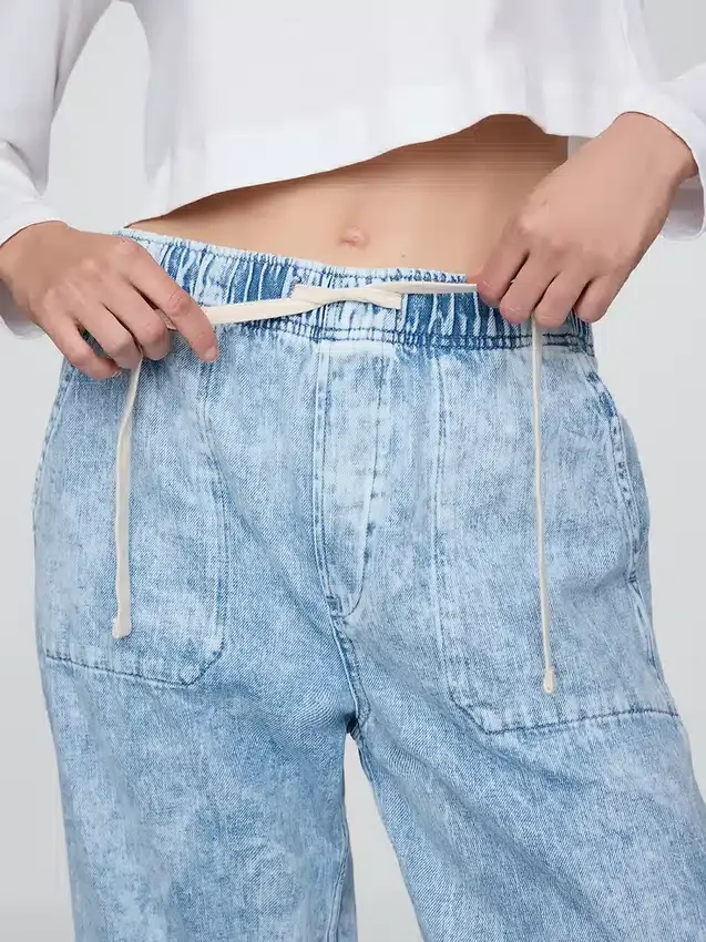 High-Rise-Jeans im Easy-Barrel-Schnitt