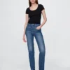 High-Rise-Jeans im Western-Stil der 90er Jahre, schmal und gerade geschnitten