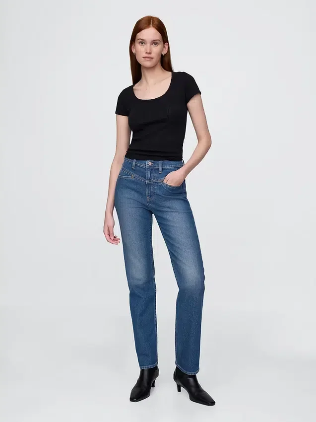 High-Rise-Jeans im Western-Stil der 90er Jahre, schmal und gerade geschnitten