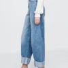 High-Rise-Jeans mit Umschlag